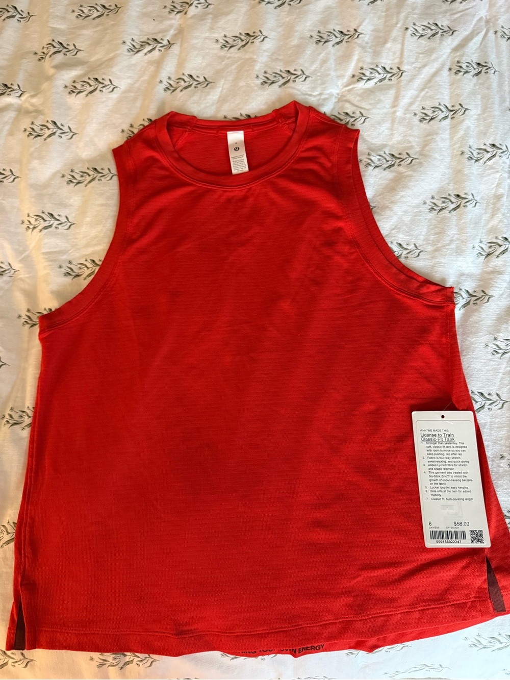 Lululemon License to Train Classic Fit Tank Top Size 6 NWT